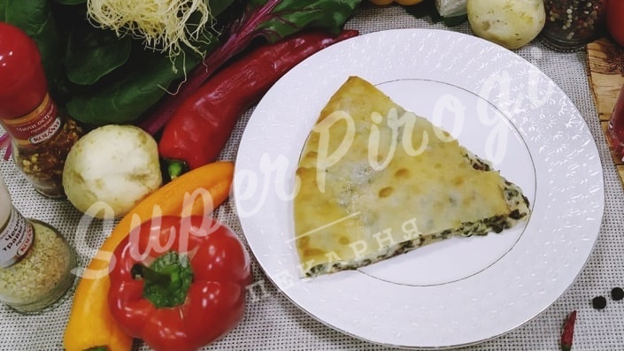Осетинский пирог со свекольными листьями и сыром Изображение 1